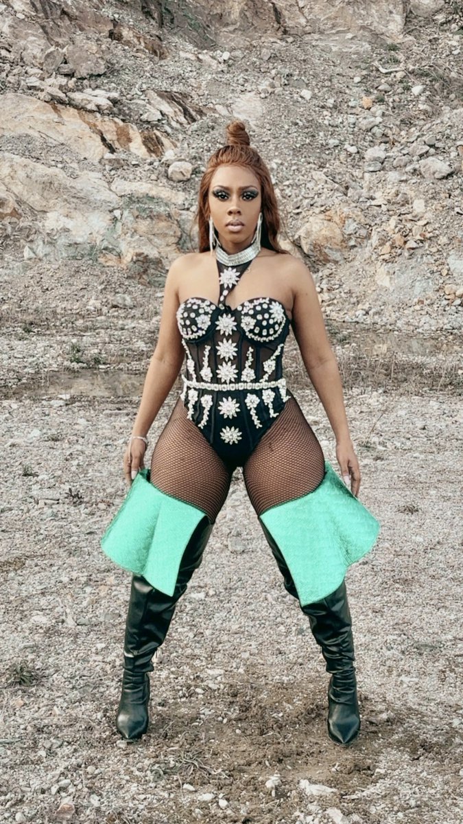 TaijaNew's tweet photo. Merc em https://t.co/sRkQX4J5ZG