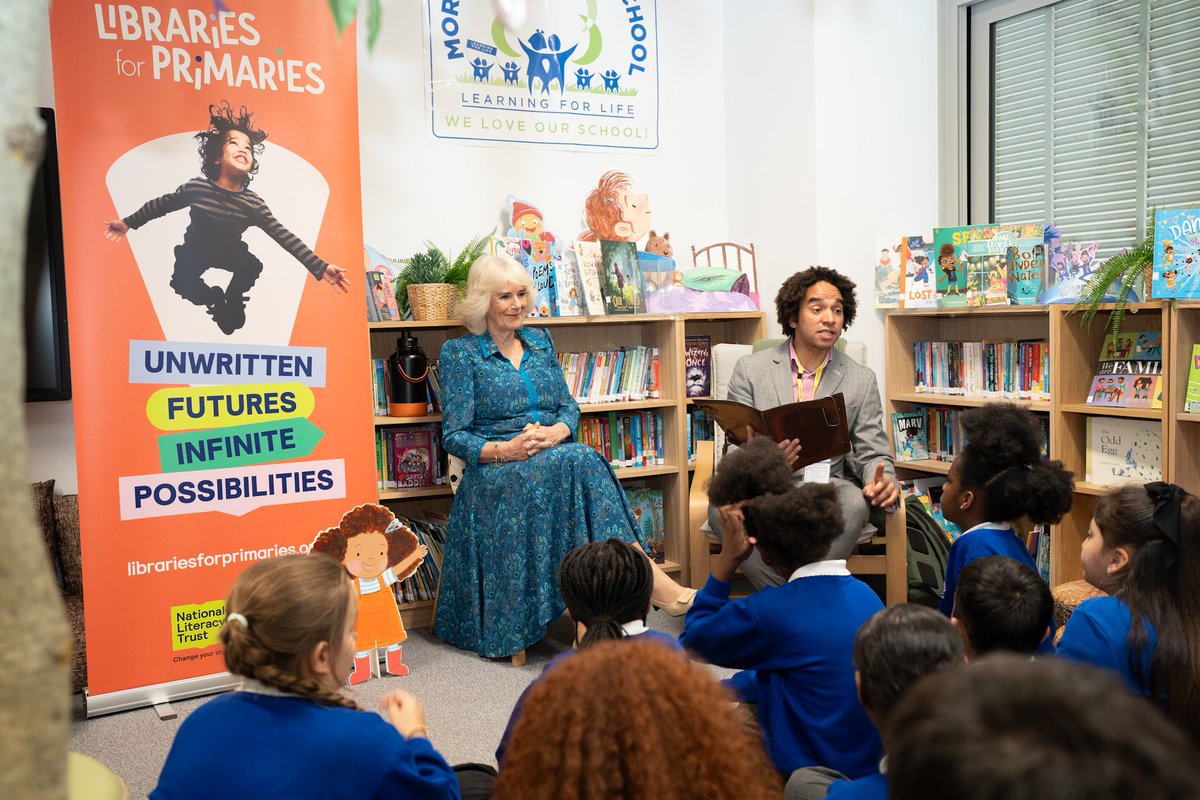 Literacy_Trust's tweet image. @MorelandPrimary's library was the 1000th transformed by the #LibrariesForPrimaries campaign!
We are still on a mission with @PenguinUKBooks, funders and partners to ensure every primary school has a library 📚
Read the full campaign report: librariesforprimaries.org.uk/publications
