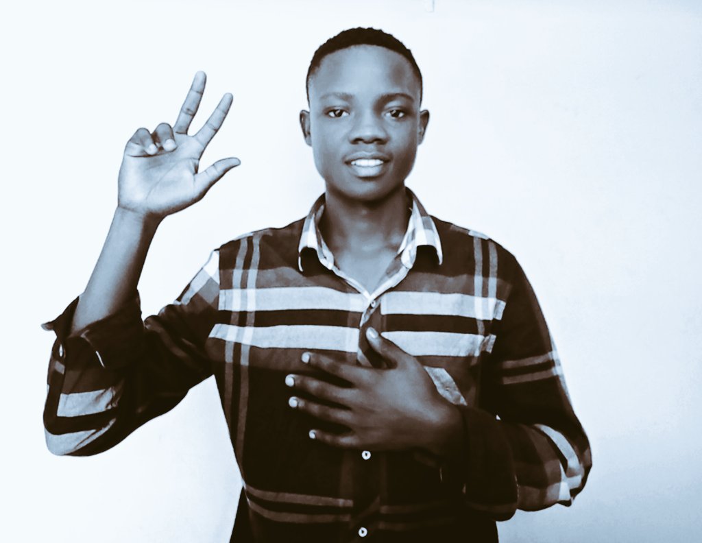 Good evening... it's yo boy Dav anyway it's very stressful to give love to someone who needs a brain