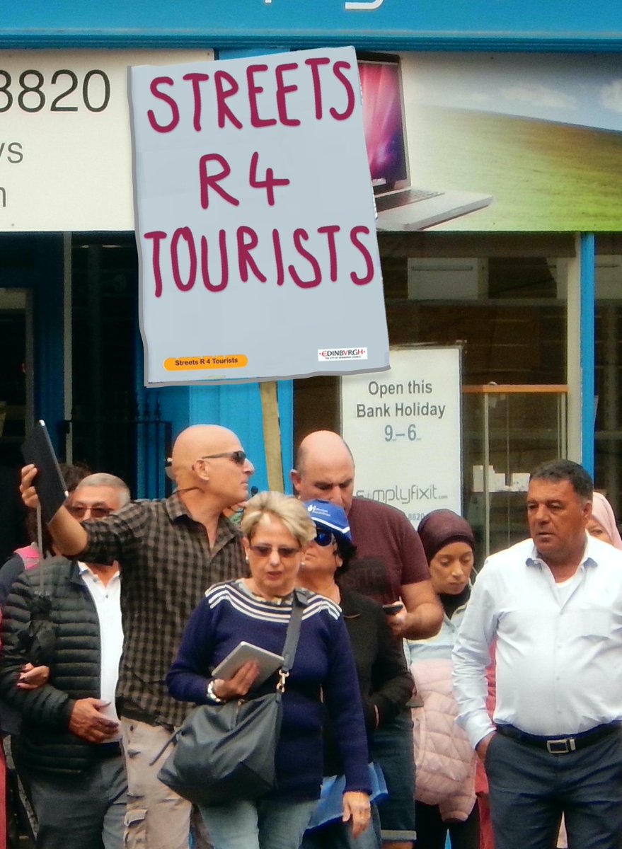 EdinbUrgh! tweet media