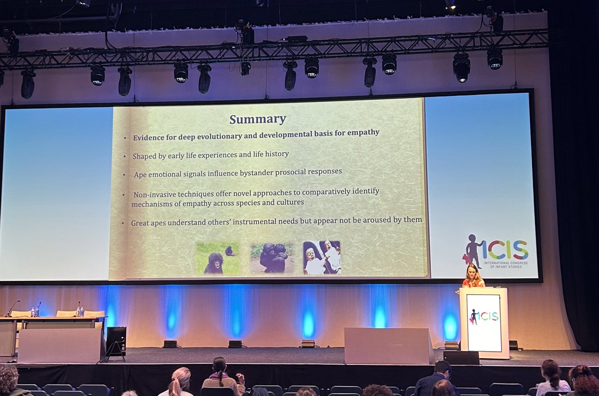 crandall_aj's tweet photo. Really enjoyed this talk by @zannaclay this morning with the unique topic of empathy and pro social behavior in both primates and human infants! Such an interesting perspective https://t.co/MHWt7jaUvM