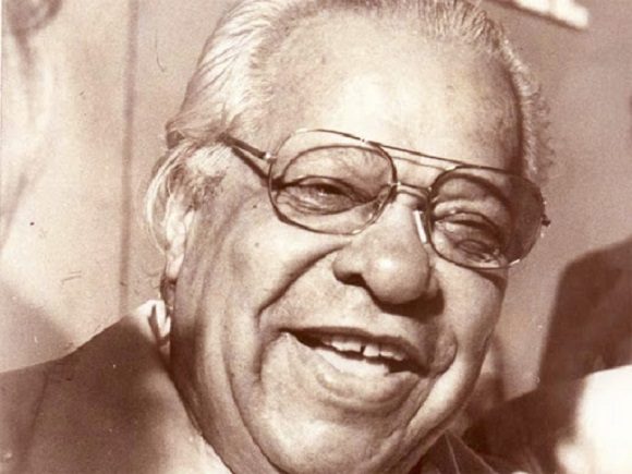 dayami_alba's tweet photo. Un día como hoy, pero hace 122 años nació en Camaguey #Cuba,  nuestro Poeta Nacional #NicolásGuillén.  #CitmaPinar https://t.co/BfL94y3SaI