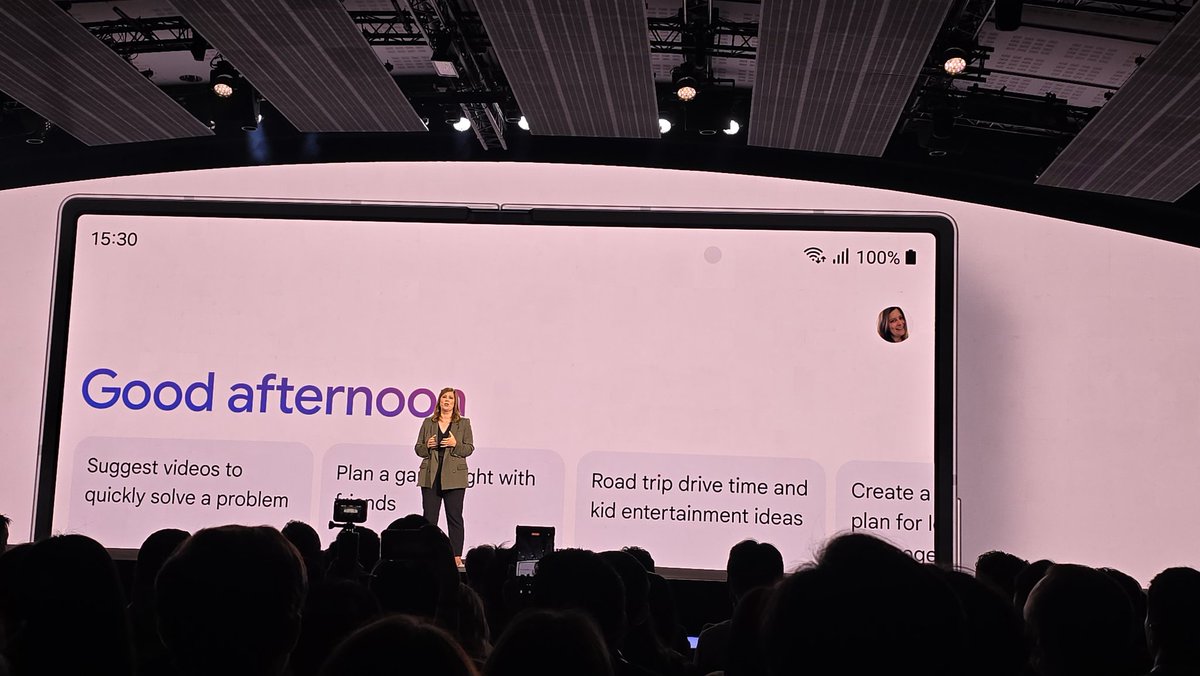 الذكاء الاصطناعي Gemini يدعم الشاشة الكبيرة على فولد.

#GalaxyUnpacked