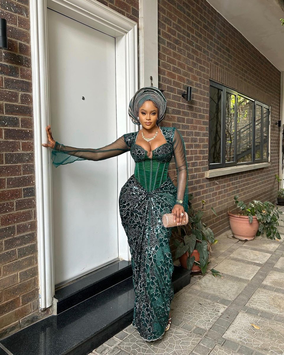 blessmond. tweet media