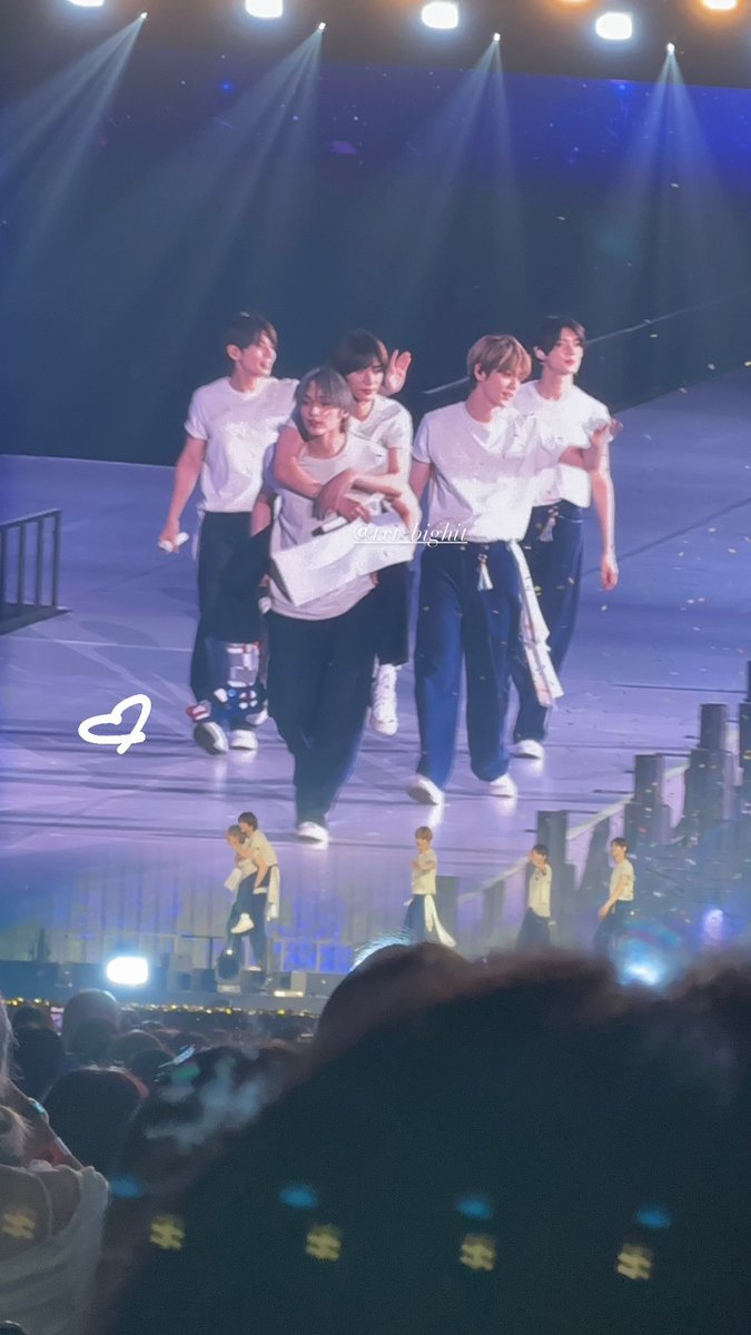 yenkun_'s tweet photo. みんなだいすきだよ😭

 #TXT
#TXT_誓い #TXT_CHIKAI
#ACT_PROMISE    #TXT_TOUR_ACTPROMISE https://t.co/gNotMe4Buh