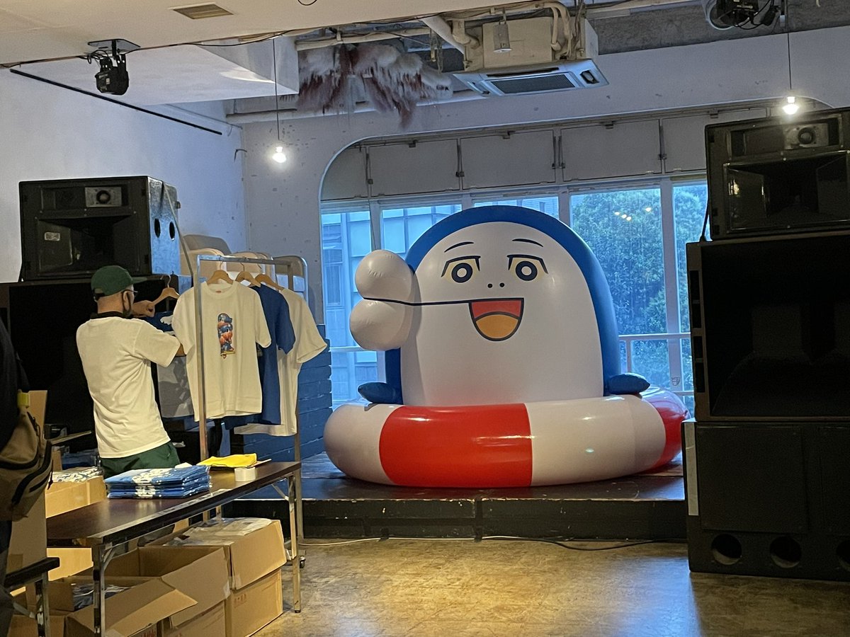 group_cp's tweet photo. 約10年間
復活を待ち焦がれていたgroup_inouはいつも通りで最高だった。
そこのカップルペアルックはやめい‼️
#PR13 https://t.co/5wEOrQCNpS