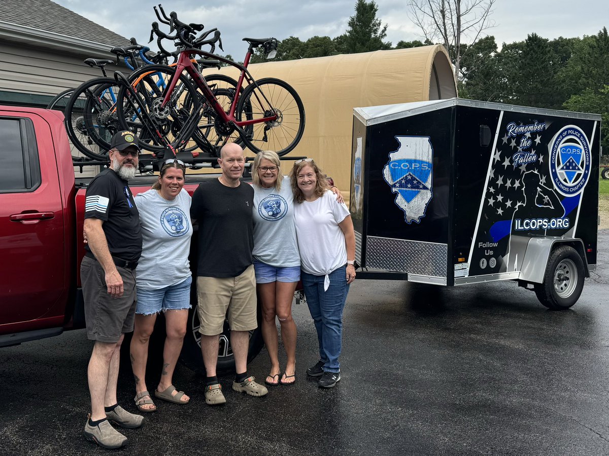 Officially on our way to honor our fallen and support the families. Please say a prayer for all the riders for a safe ride 🖤💙🖤