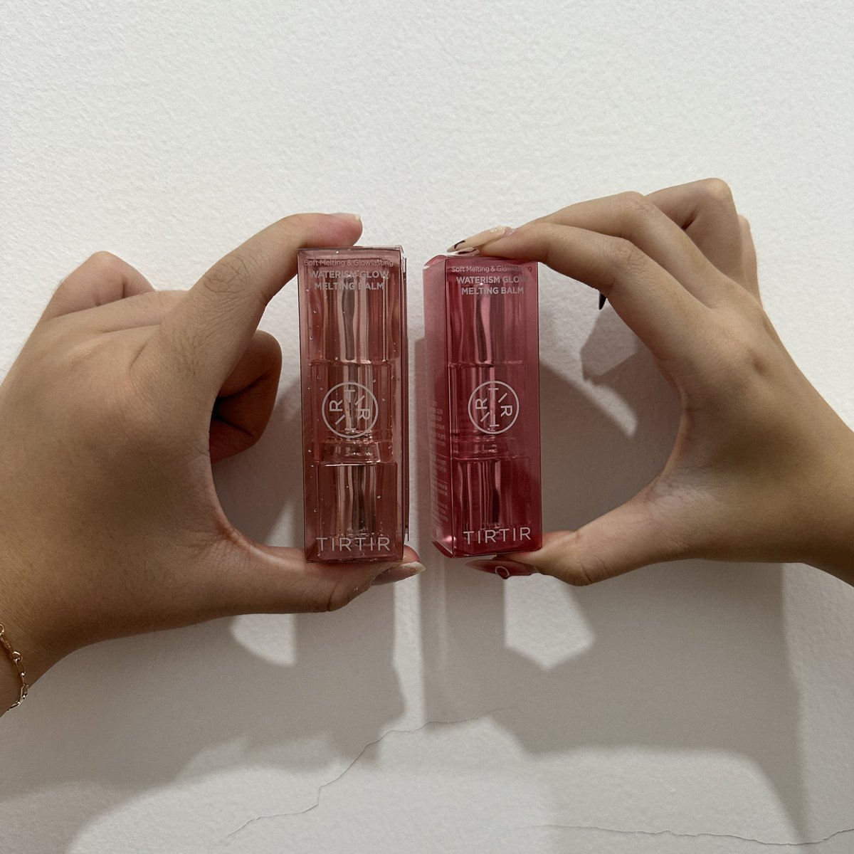 WTS want to sell tirtir waterism glow melting balm 205.000 

ready shade:
-01
-03
-04
-09
-07
-08
yang mau detail lebih lanjut boleh dm, rd ina, bisa co lewat 🍊