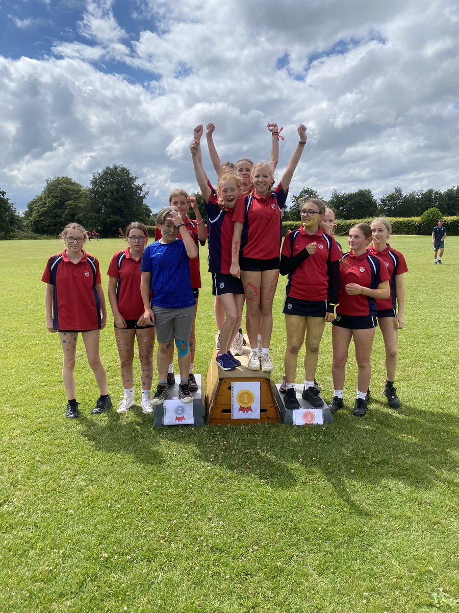 Stockwell takes 1st place for yr 8 girls relay #ComeOnYouRedssss