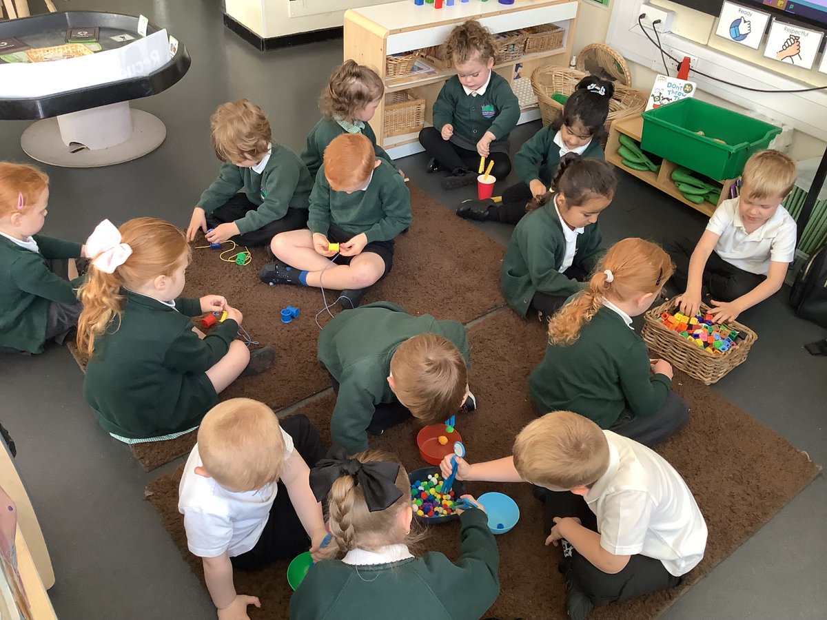 This week in myHappymind we have discussing why we set personal goals and what perseverance means.
The children then had a go at some perseverance challenges on the carpet, which was a big success! 👏 
<a href="/myHappymind_/">myHappymind</a> <a href="/TeamManorGreen/">Manor Green Primary #ReadyRespectfulSafe</a>