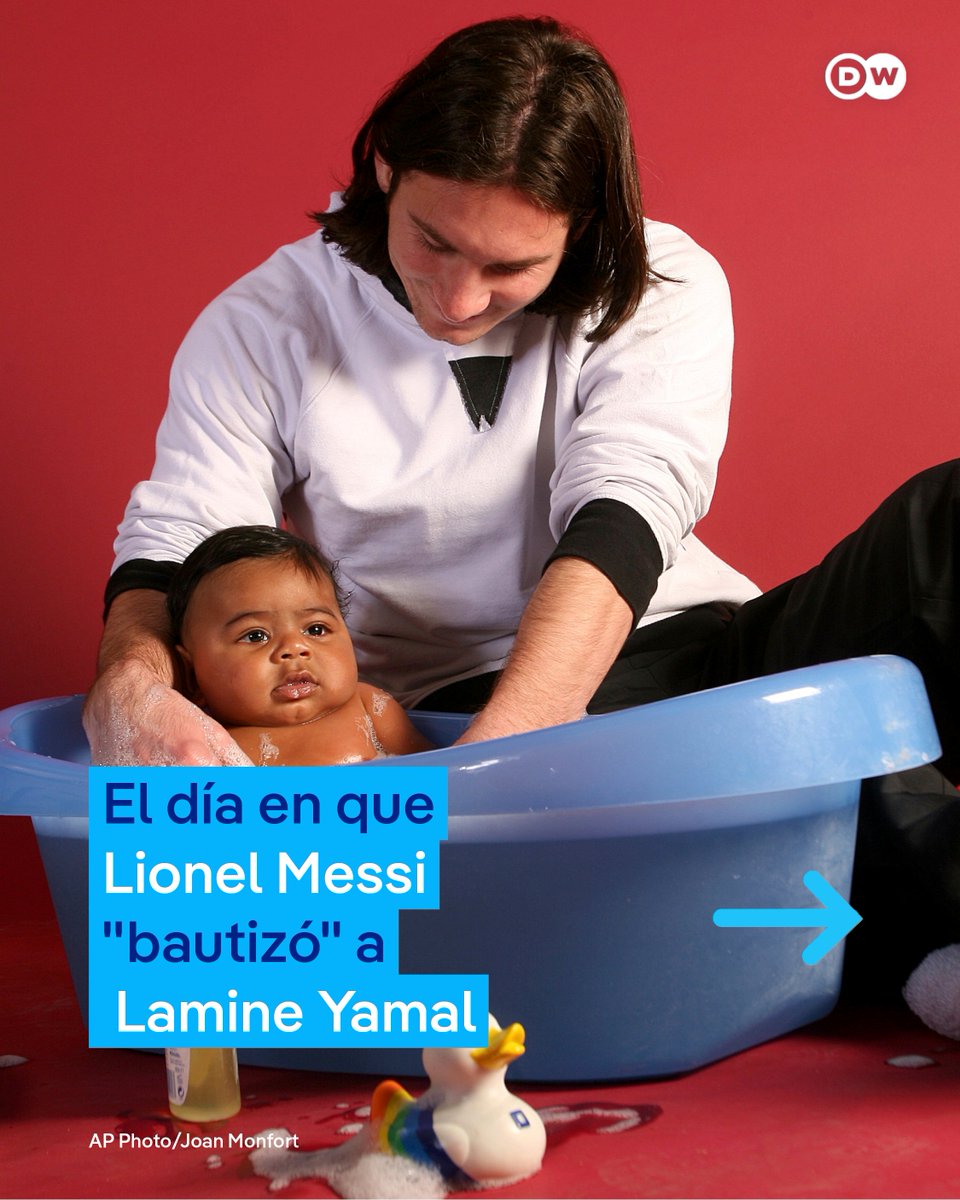 dw_espanol's tweet photo. Reaparecen fotos de #LamineYamal  con Lionel #Messi  cuando era un bebé

El futbolista español Lamine Yamal fue fotografiado en 2007 junto al astro argentino para un calendario benéfico de Unicef. Las fotos habían caído en el olvido hasta que el padre de Yamal publicó recientemente en Instagram una de ellas con el texto "el comienzo de dos leyendas".  /es