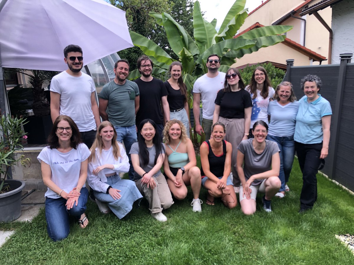 Jeremias_lab's tweet image. 🚀 The @Jeremias_lab just had an amazing lab trip to Ingolstadt☀️: the BBQ was a blast with tons of delicious food, great company, and unforgettable memories. Can't wait for the next adventure with this fantastic team! Special thanks to our host Lili!