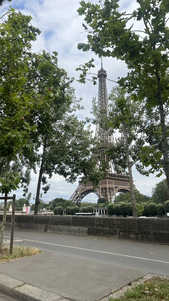 ammar__02's tweet photo. Trip around Europe 🇫🇷🇳🇱🇧🇪🇩🇪 ✈️ https://t.co/S51mX28Bq2