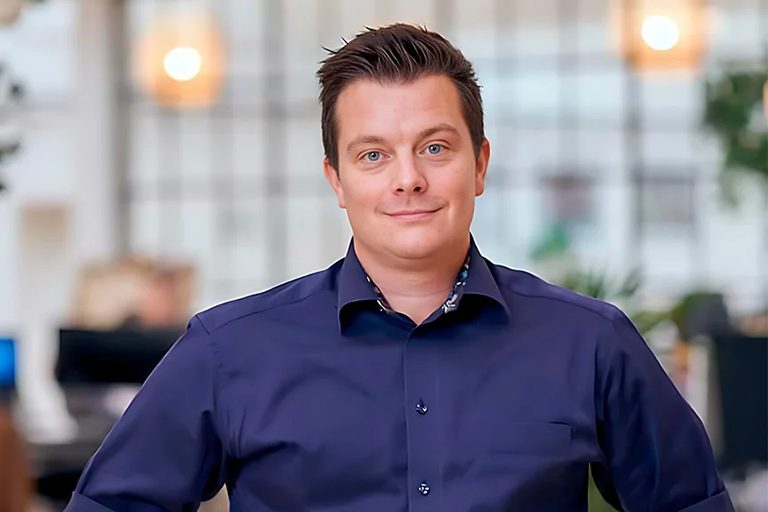 MaltaMediaNews's tweet photo. In a pivotal move for the @GamingInnovationGroup (GiG), Jonas Warrer has stepped into the role of acting Group CEO. His appointment follows Richard Brown's departure, marking a significant shift in leadership. #actingCEO #Companies
https://t.co/ZASo0sXgYQ https://t.co/syLWlRjMxc