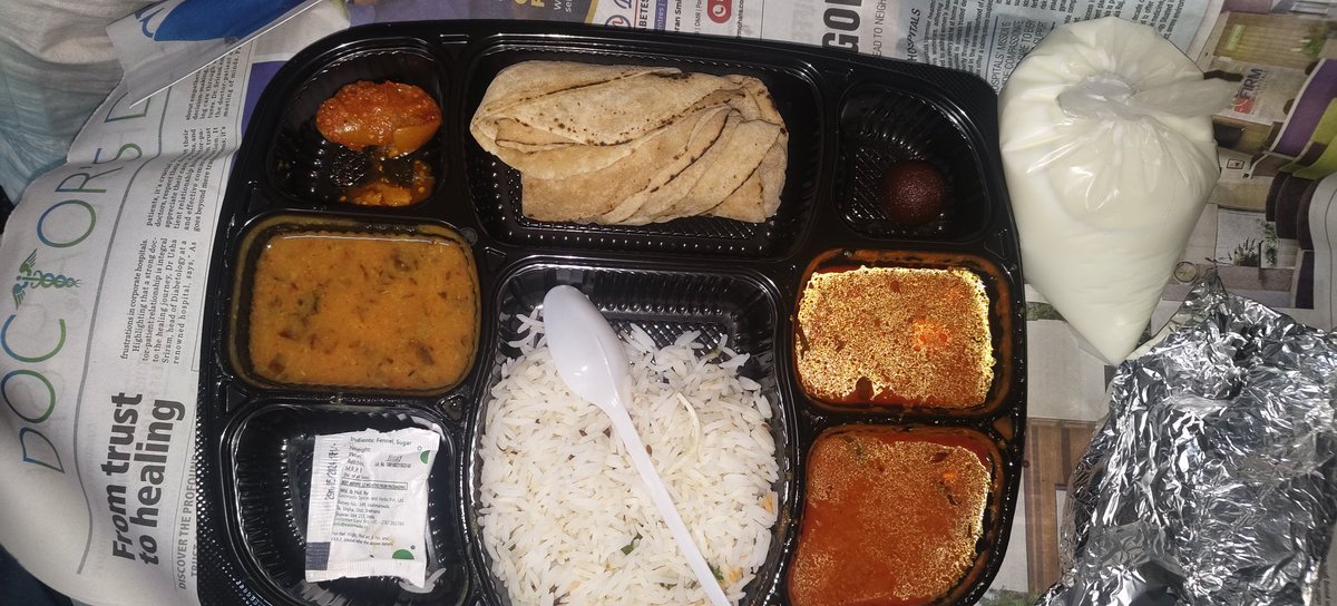 vingori's tweet photo. @Railrestro This is regarding the order placed for the PNR number 8866343284.
The food as per the menu is incomplete, extremely inferior, unhealthy and unhygienic. The vegetables had only liquid gravy and NO VEGETABLES.
#SHAMELESS #railways
@PMOIndia @RailMinIndia @IRCTCofficial https://t.co/jeiee8CSwO
