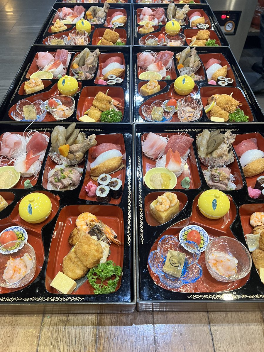 avidsyn's tweet photo. 本日のお弁当🍱(ご飯と味噌汁別盛)と予約のお任せメニューでした。 https://t.co/DXSQSj1xxj