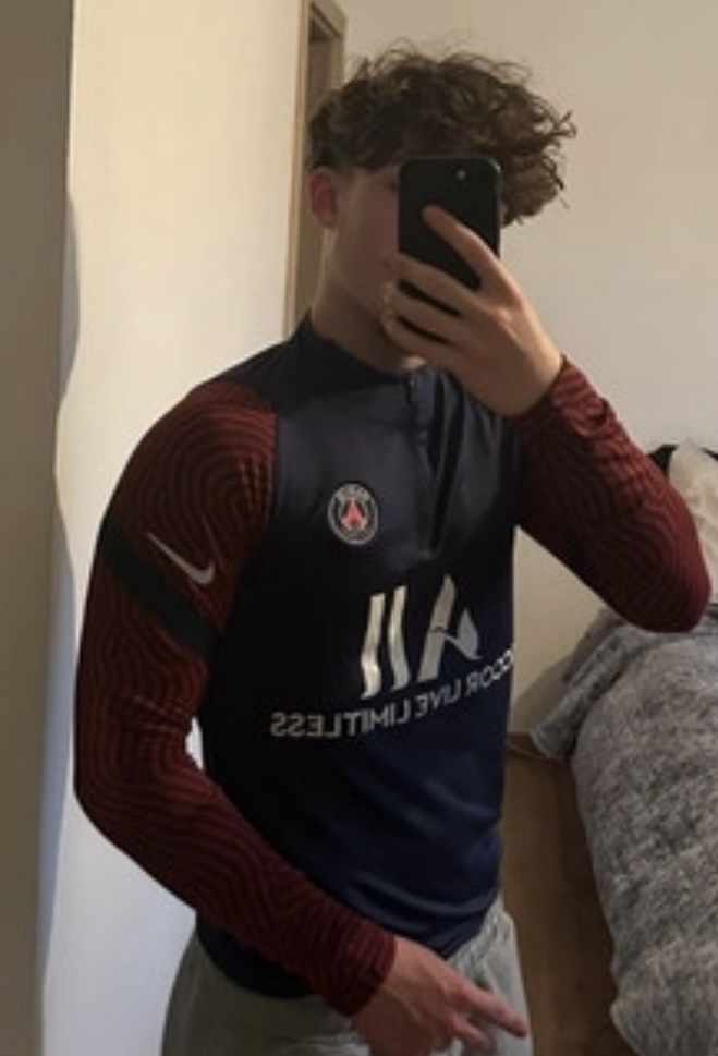 OmerSoliman2005's tweet photo. Je sais pas quoi faire ajd
#twink #soccerboy #kiffeur #kiffsurvet #survet https://t.co/dn4FMxIko3