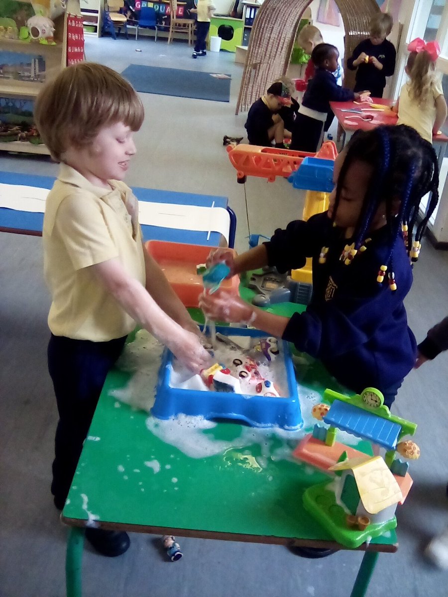 FieldOfDreamsL7's tweet photo. Our children enjoyed today's provision #FODCOMM #FODPD #FODWORLD https://t.co/kJksHS1yz0