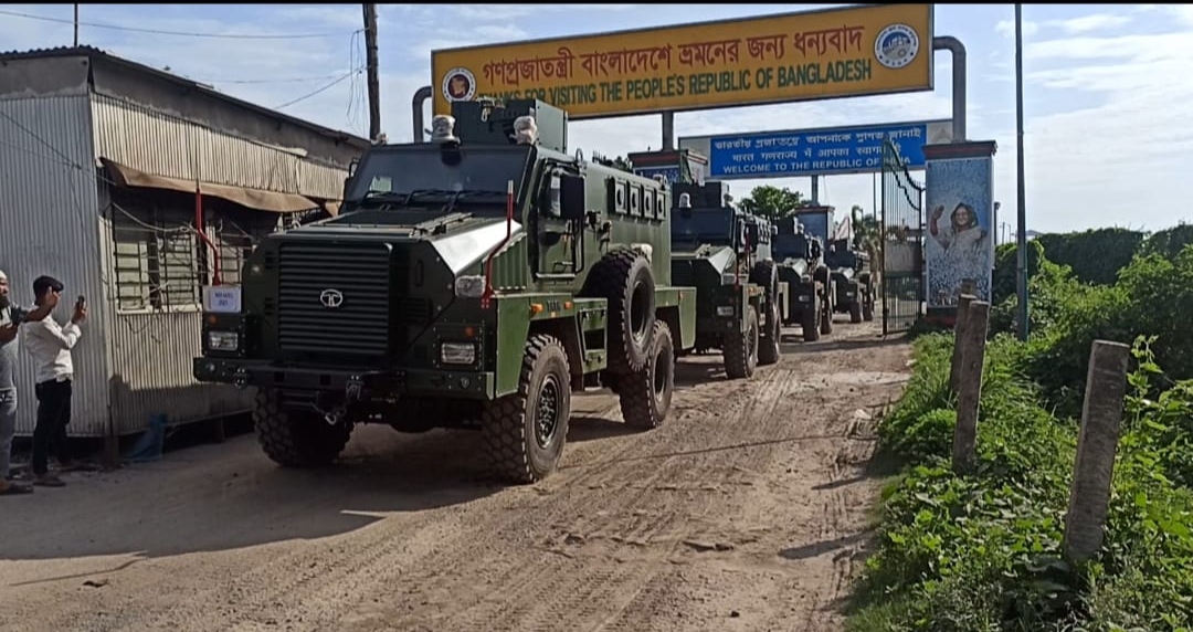 ভারত থেকে বুলেটপ্রুফ ১১টি সামরিক যান আমদানি