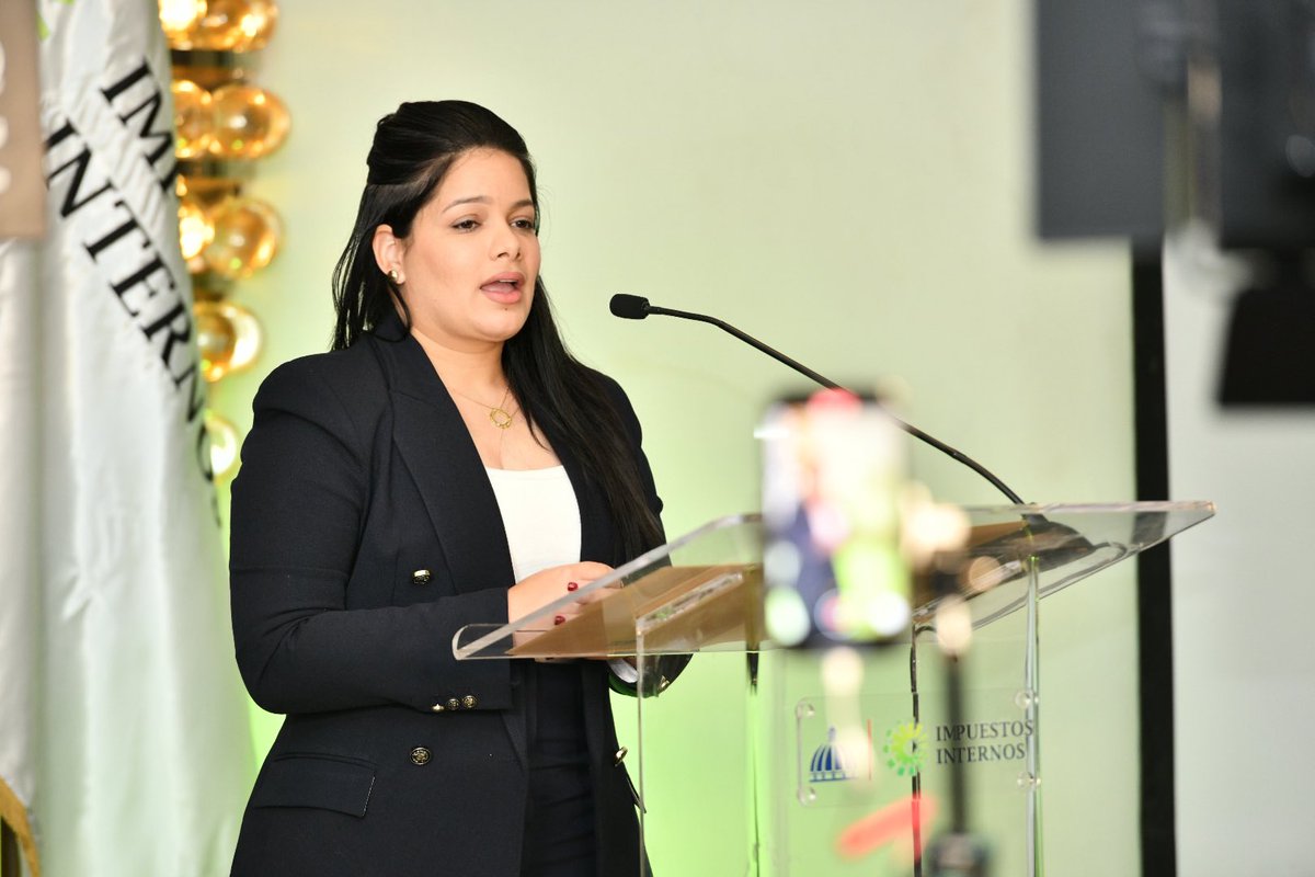 Hoy es un día especial para la transparencia y la seguridad jurídica. 

Hemos puesto en circulación nuestro compilado de Consultas Técnicas 2006-2023.  Público y a disposición de todos los contribuyentes y ciudadanos en nuestro portal web  institucional. <a href="/DGii/">Impuestos Internos</a>