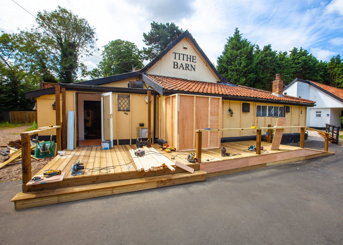 IntSolCon's tweet image. Allow us to showcase the remarkable transformation of the Tithe Barn with a glimpse into its stunning before-and-after of our recent renovation.

#intsol #construction #tithebarn #suffolk #diss #transformation #renovation