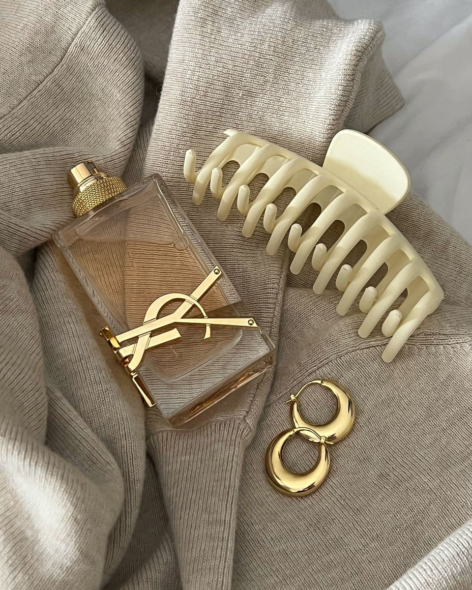essentials✨