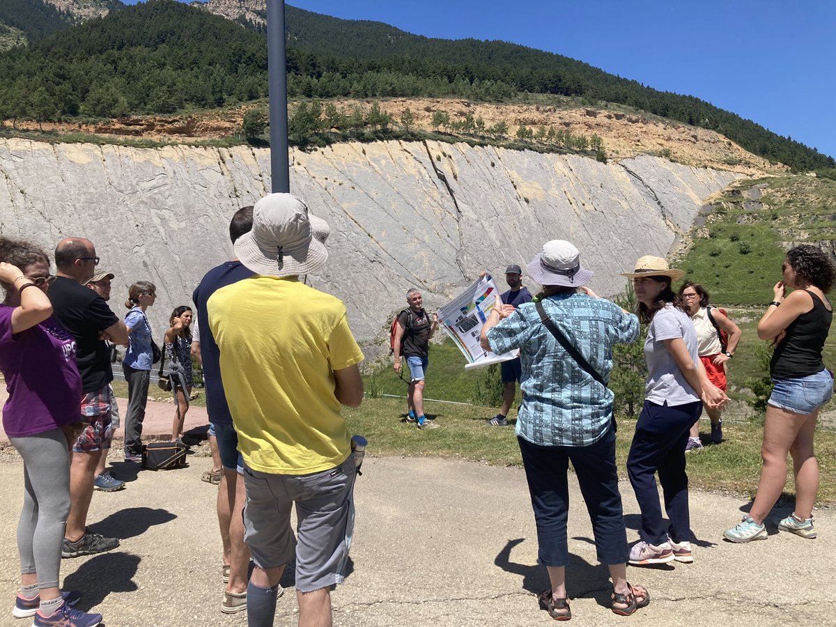 Acabem el matí al centre d’interpretació de dinousares de Fumanya <a href="/minesdecercs/">Museu de les Mines de Cercs</a>