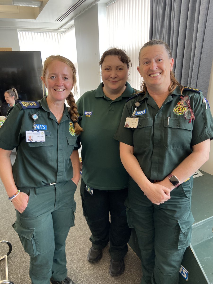 UHS Digital @ University Hospital Southampton (@uhsdigital) on Twitter photo Great to meet up with so many other <a href="/UHSFT/">University Hospital Southampton ๐</a> colleagues from different disciplines at the Patient Discharge knowledge-sharing event today!๐๐
So much expertise to be shared... great job team!!๐๐๐๐ Great to meet up with so many other <a href="/UHSFT/">University Hospital Southampton ๐</a> colleagues from different disciplines at the Patient Discharge knowledge-sharing event today!๐๐
So much expertise to be shared... great job team!!๐๐๐๐