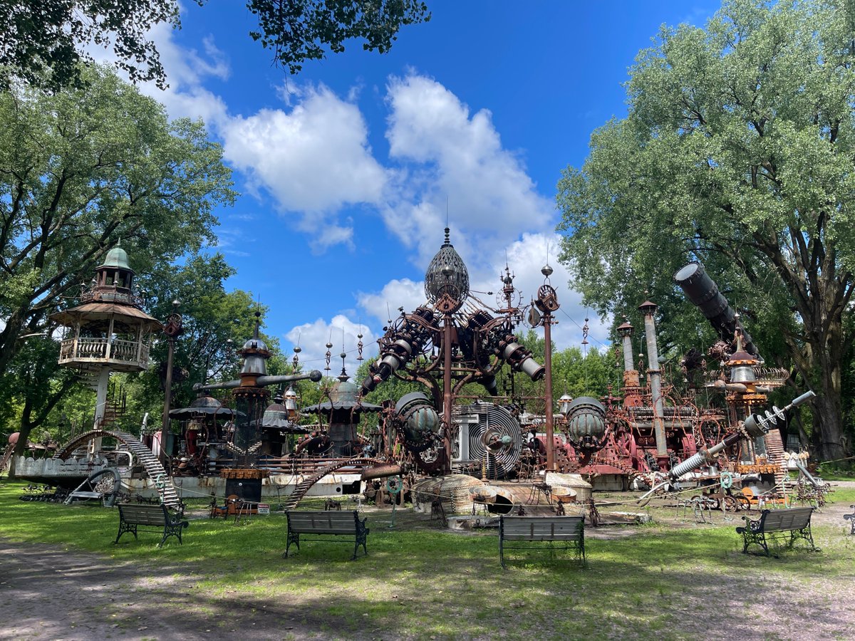 Check out today's poem of the day from the Poetry Foundation!

poetryfoundation.org/poems/160374/f…