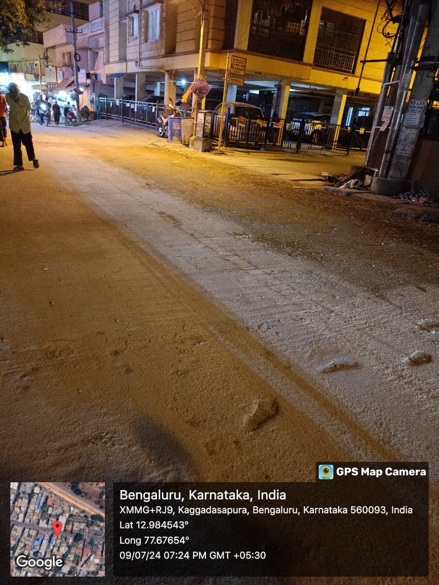shachipathak8's tweet photo. Thanks to @osd_cmkarnataka @BBMPCOMM @BbmpEast @SRaghuMLA for repairing the 6th Cross Concrete Road and making the lives of commuters easy and safe.

Hope the road lives up to its expectations of quality and durability.

Many thanks from the residents. https://t.co/i3madfBkyu