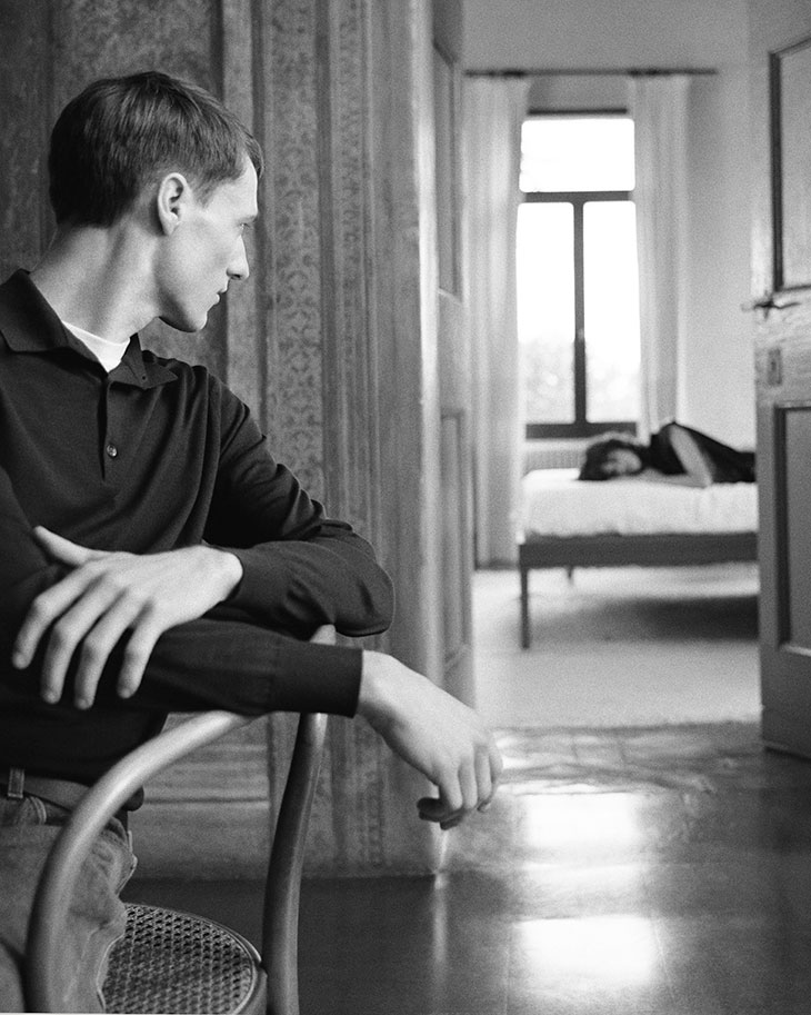 kendam_com's tweet image. Tod's Pre-Fall 2024 Campaign shot by Zoë Ghertner kendam.com/news/campaigns… 

#Tods #PreFall2024 #Campaigns #Fashion #Kendam