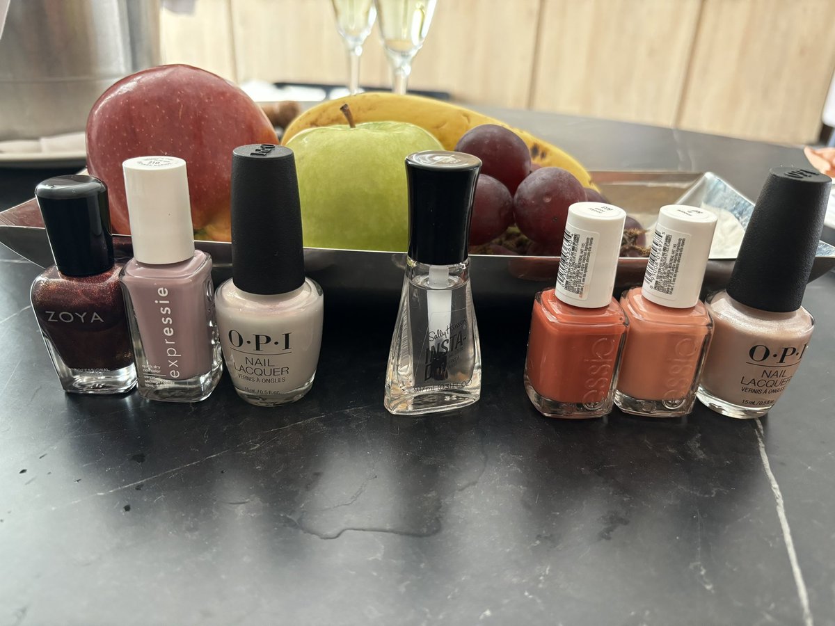 Getting ready for our family wedding today finally after 1.5 years married and 2 years together!

<a href="/aMinuteAndKC/">Natty 🍷💍🥯</a> ❤️👰🏻‍♀️👰🏻‍♀️