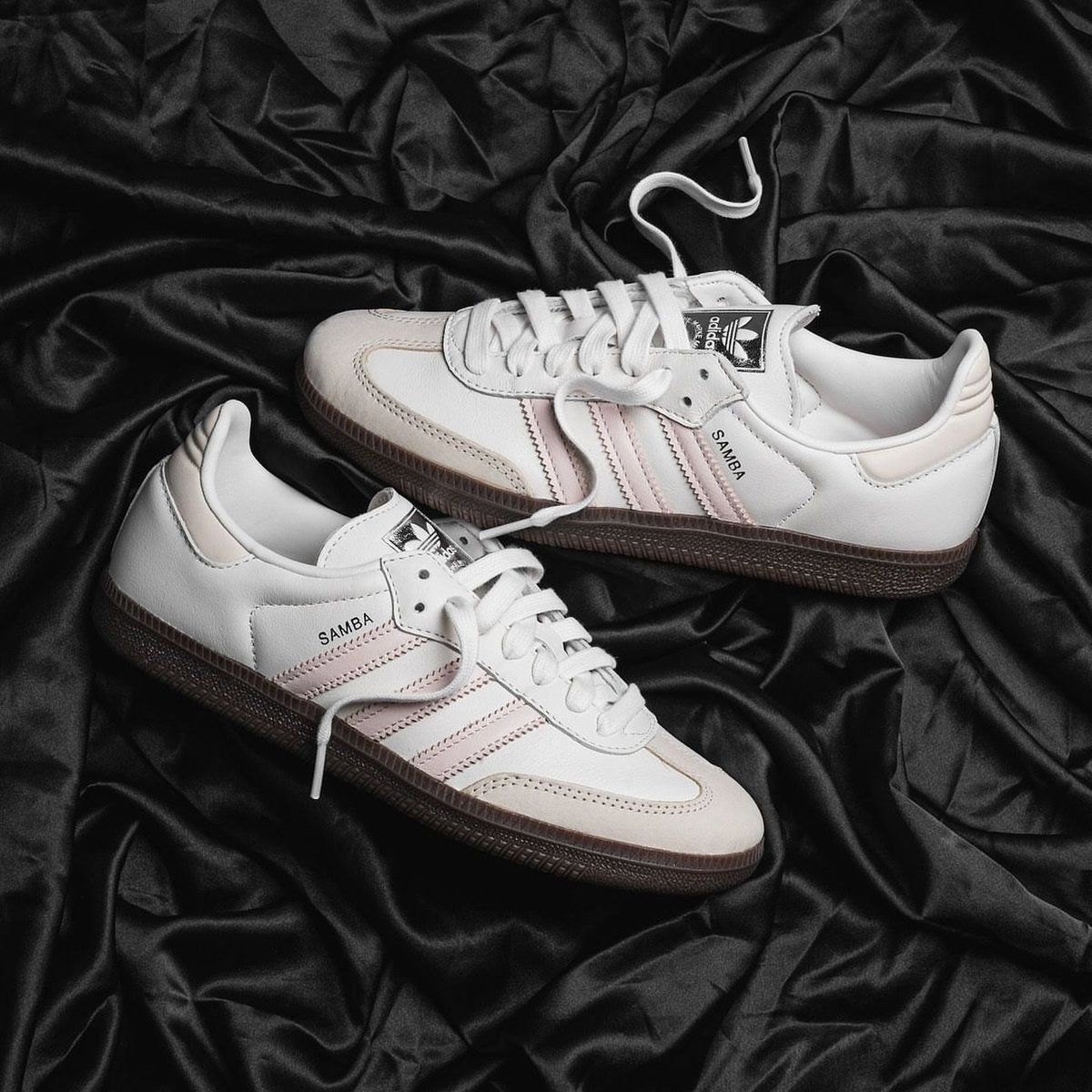 adidas gazelle silver green womens Adidas Originals Samba OG (Cloud White/Energy Ink/Off Whi) Women's Shoes  IF6514