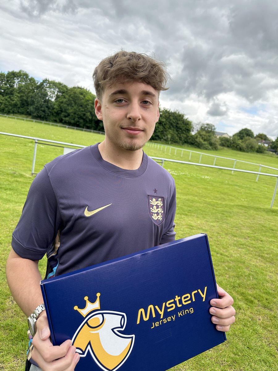 Mystery Jersey King tweet media