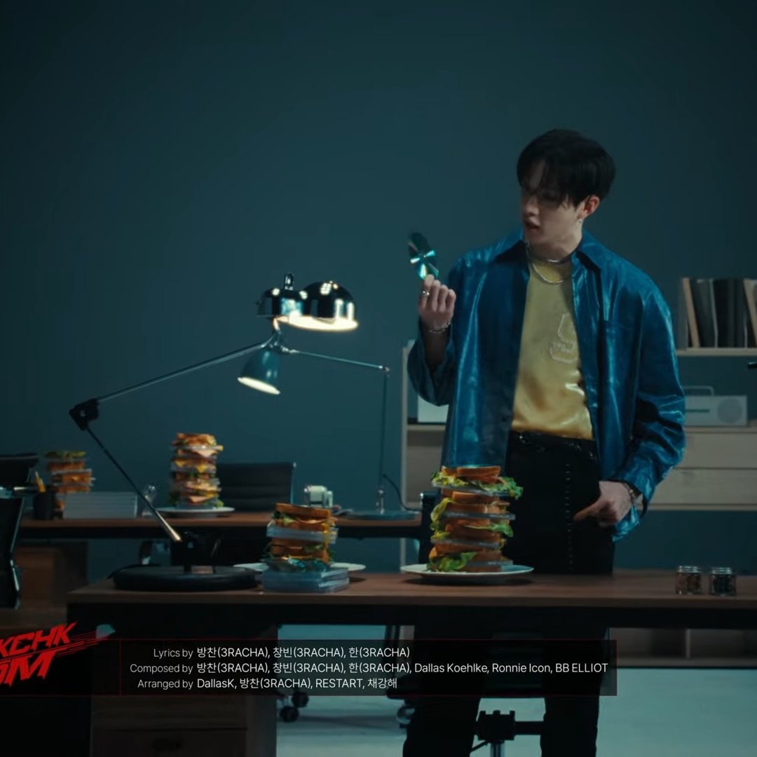 StrayKidsArgFC's tweet photo. Y ESE BANQUETE CHAN 🥵

ATE MASHUP VIDEO
#StrayKids_ATE_Mashup
#ChkChkBoom @Stray_Kids https://t.co/3bpbDL7LI8