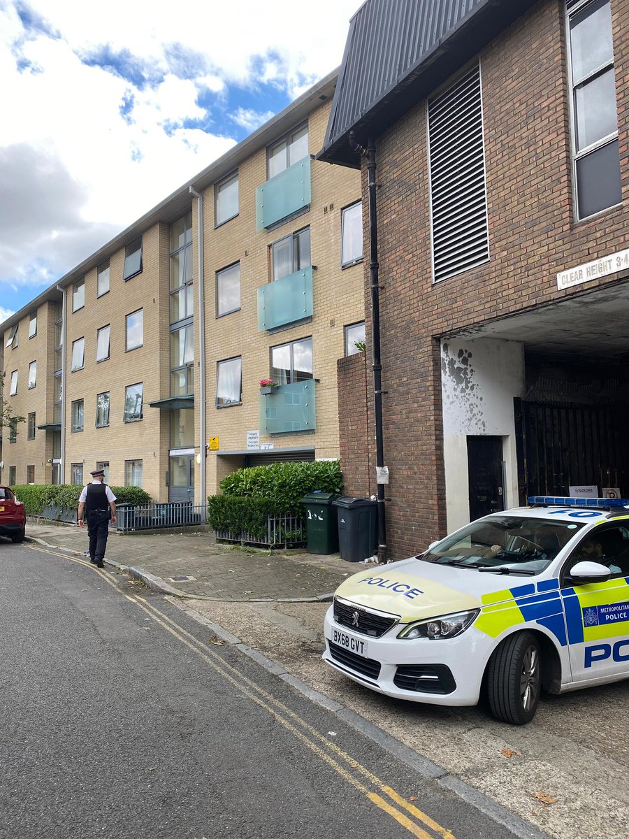 Police presence at a known ASB Hotspot in Tollington, working to ensure community safety.
#communitycrimefighting
#communitysafety
#Tolly