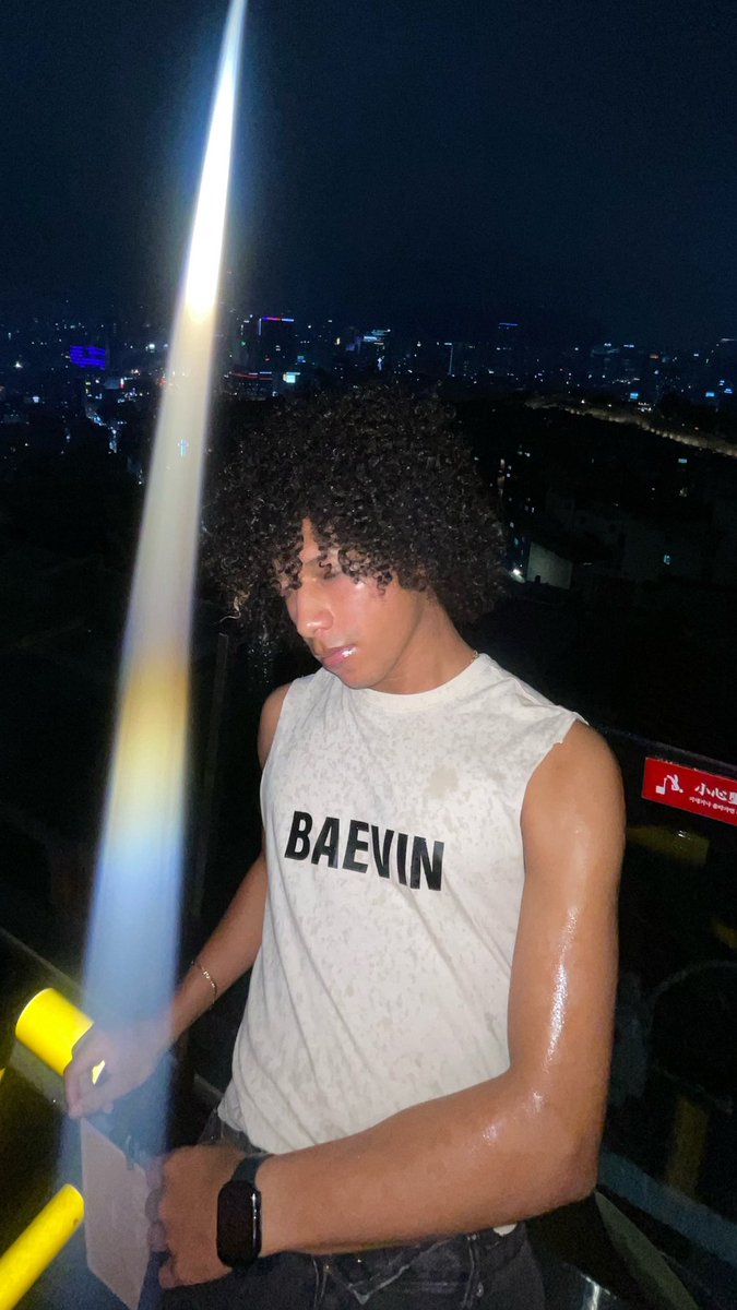 daevinreaves's tweet photo. seoul 🩷 https://t.co/YoAb3AW0Ve