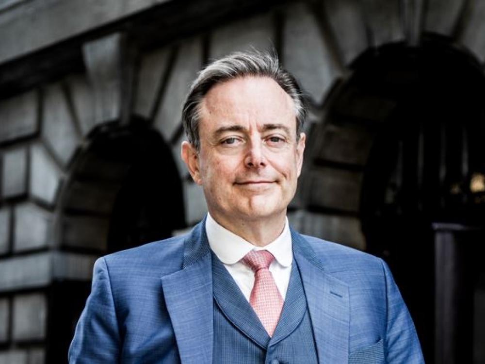 3 prioriteiten voor federale onderhandelaars: fiscale hervorming, nieuw loonmodel en administratieve vereenvoudiging! Ontdek onze voorstellen op basis van de recente KMO- Barometer: bit.ly/3y2NHgi

#UNIZO #FiscaleHervorming #AdministratieveVereenvoudiging