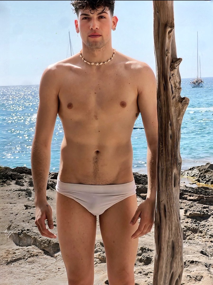 DaanEspada's tweet photo. Ibiza sienta bien 🦀🌞 https://t.co/bUMARP5rkx