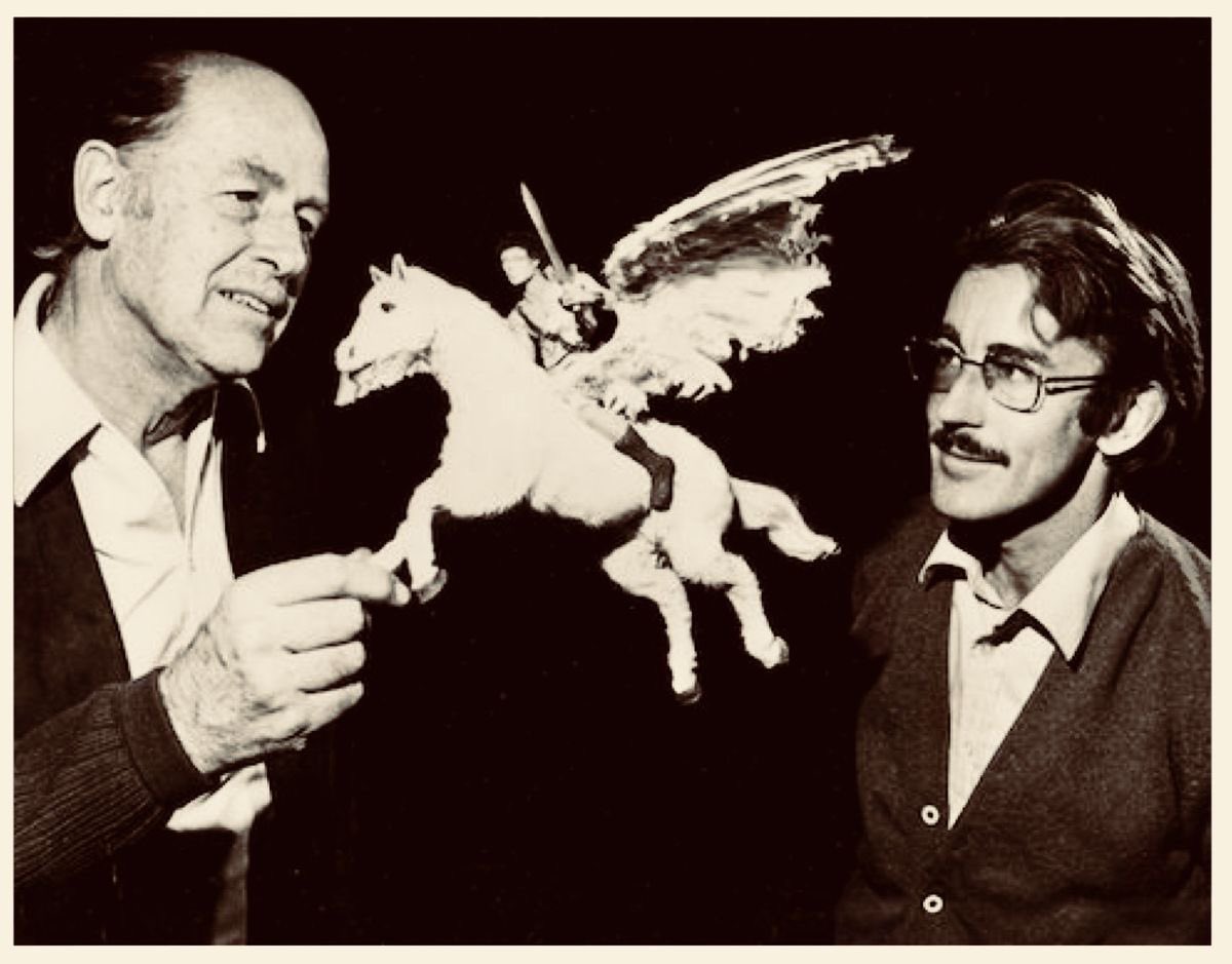 BobaFettANHSE's tweet photo. Perseus and Pegasus

#rayharryhausen and #jimdanforth #clashifthetitans #behindthescenes🎬 1981

So blessed I got to meet Ray. ❤️ https://t.co/mgiTgH4S9A