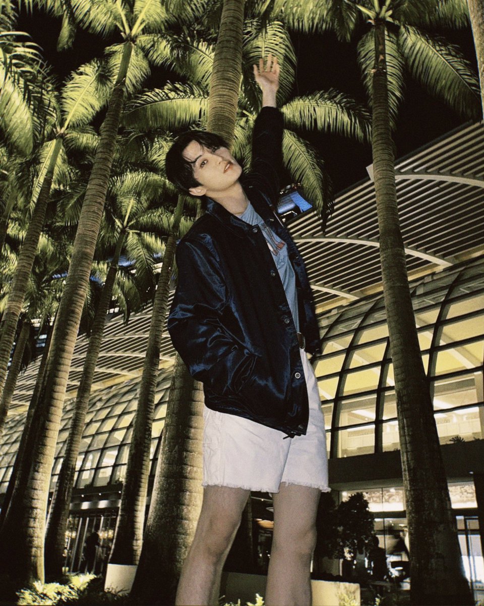 fentyyangx2's tweet image. wala eh every fit looks so gwapo in him talaga