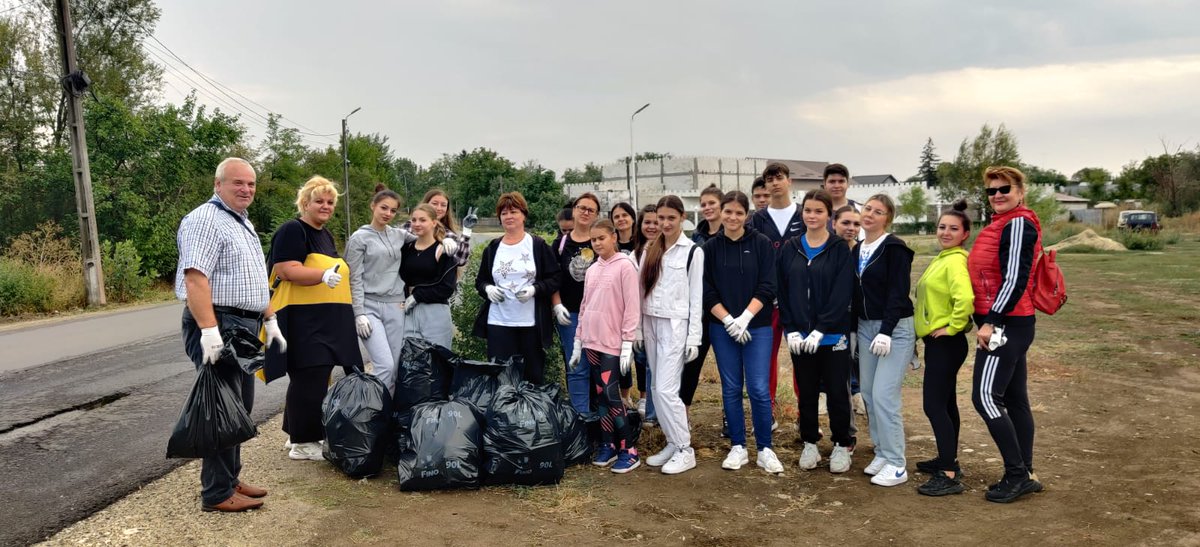 Let's Do It Romania! tweet media