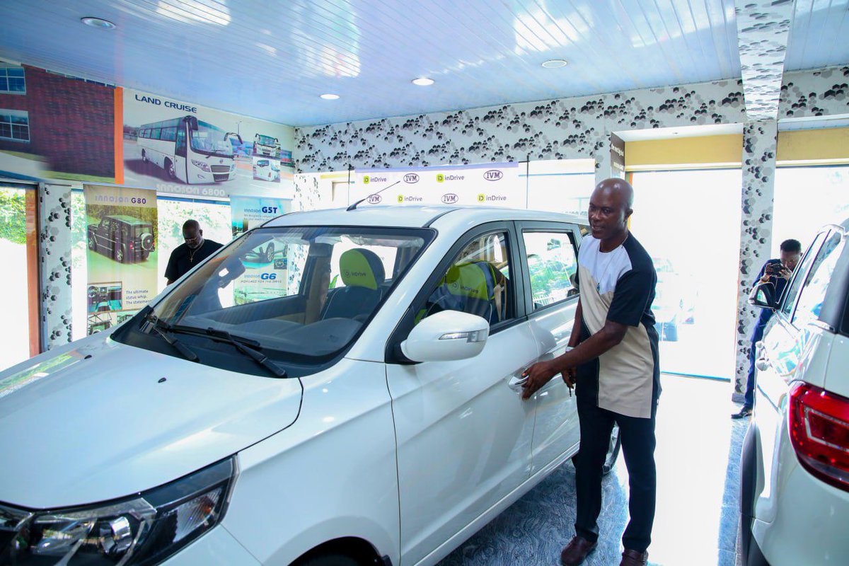 AUATONLagos's tweet photo. AUATON LAGOS COUNCIL CONGRATULATES COMR. OKELUE ANTHONY ONOCHIE of  Shomolu branch who emerged as the winner of @inDrive Driver and Win Programme 

@AUATONofficial
@NLCHeadquarters
@instablog9ja

Toyin Abraham Mr Macaroni Funke Akindele E-money At 16 Tinubu Kaduna Canada #fuel https://t.co/8HR3JYVCyu
