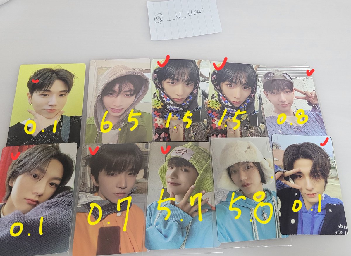 ___U_UOW's tweet photo. BONEXTDOOR 보넥도 WHO! 공방 럭드 앨범 포카 양도합니다 체크 표시 하자긴한데 하자예민충의 시선으로 본거라 봤을때 하자가 아니실수도.. 배송비 미포함 가격

리우 성호 태산 명재현 운학 이한 리우 포토카드 https://t.co/wu7xWaF9iw