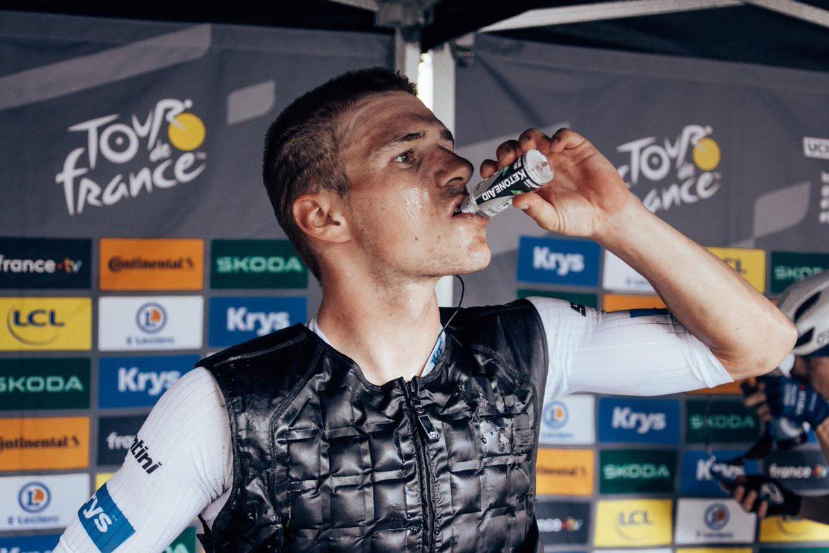 Great job today, <a href="/EvenepoelRemco/">Remco Evenepoel</a> 💪

#TDF2024

Photo: @beelwout