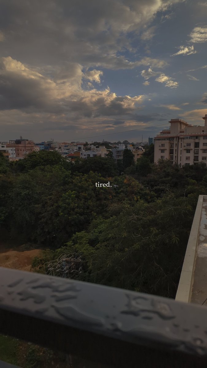 nitikdotdesign's tweet image. Another tiring &amp;amp; productive day at work.