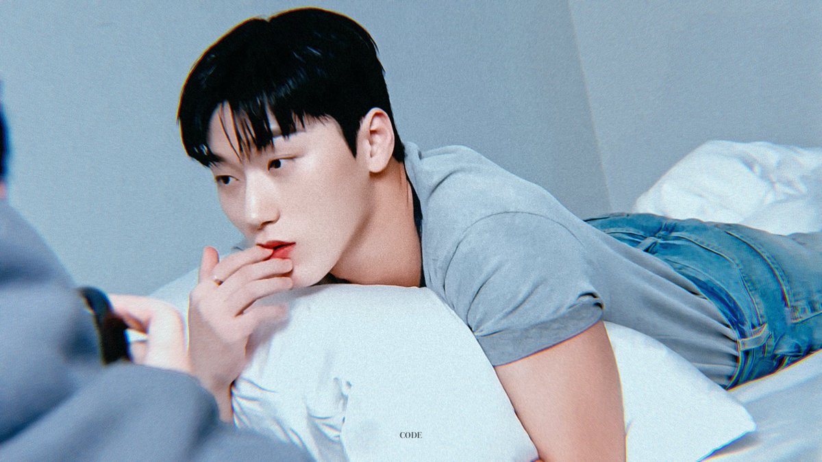 Code99710's tweet image. 낭만들이 모이고 모여
너에게 행복한 날들만 가득하기를💜
늦었지만 생일 축하해 산아💜

#산 #SAN #에이티즈 #ATEEZ
#낭만_가득한_산이의_여름날
#SanRomanticSummerday