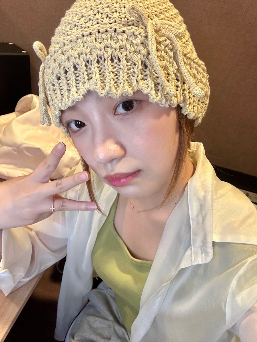 moojiae's tweet photo. https://t.co/6wkOtJhMkT | Spreading warmth through conversations with Ketchy! Thank you for keeping me company today. As a treat for you all, here's a photo of me rocking a knitted beanie that might be a bit quirky, but I think it's pretty cool! 💯💫 https://t.co/Kwl6hl5qxS