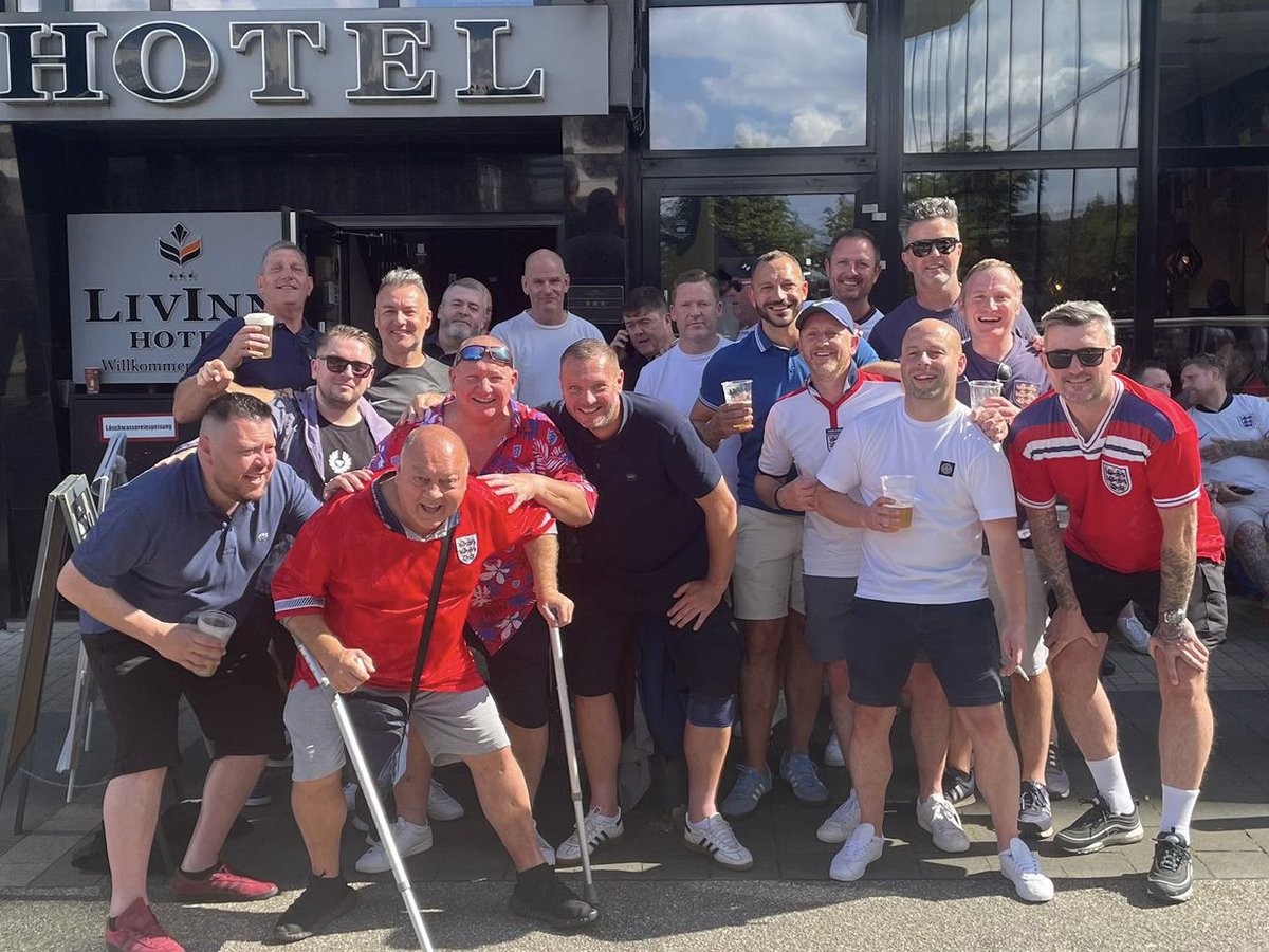 Luton in Dortmund #followenglandaway