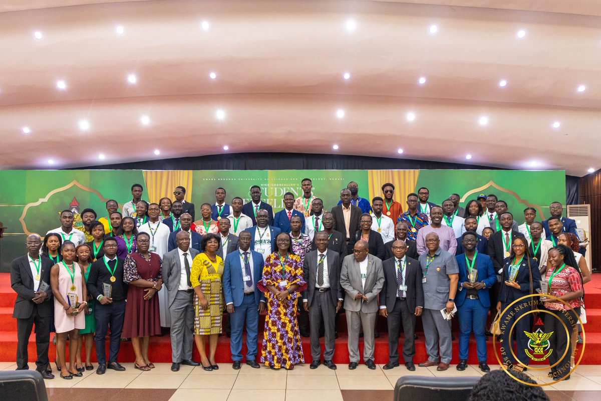 _writtenright's tweet photo. This award belongs to every student who participated in our initiatives and to my incredible executives who worked tirelessly alongside me. Thank you to our Patron, Prof. Amekudzi, for your unwavering support! 
#COS #KNUST #SCISA #ViceChancellorStudentExcellenceAward  #VCSEA https://t.co/ZPJhc98pzc